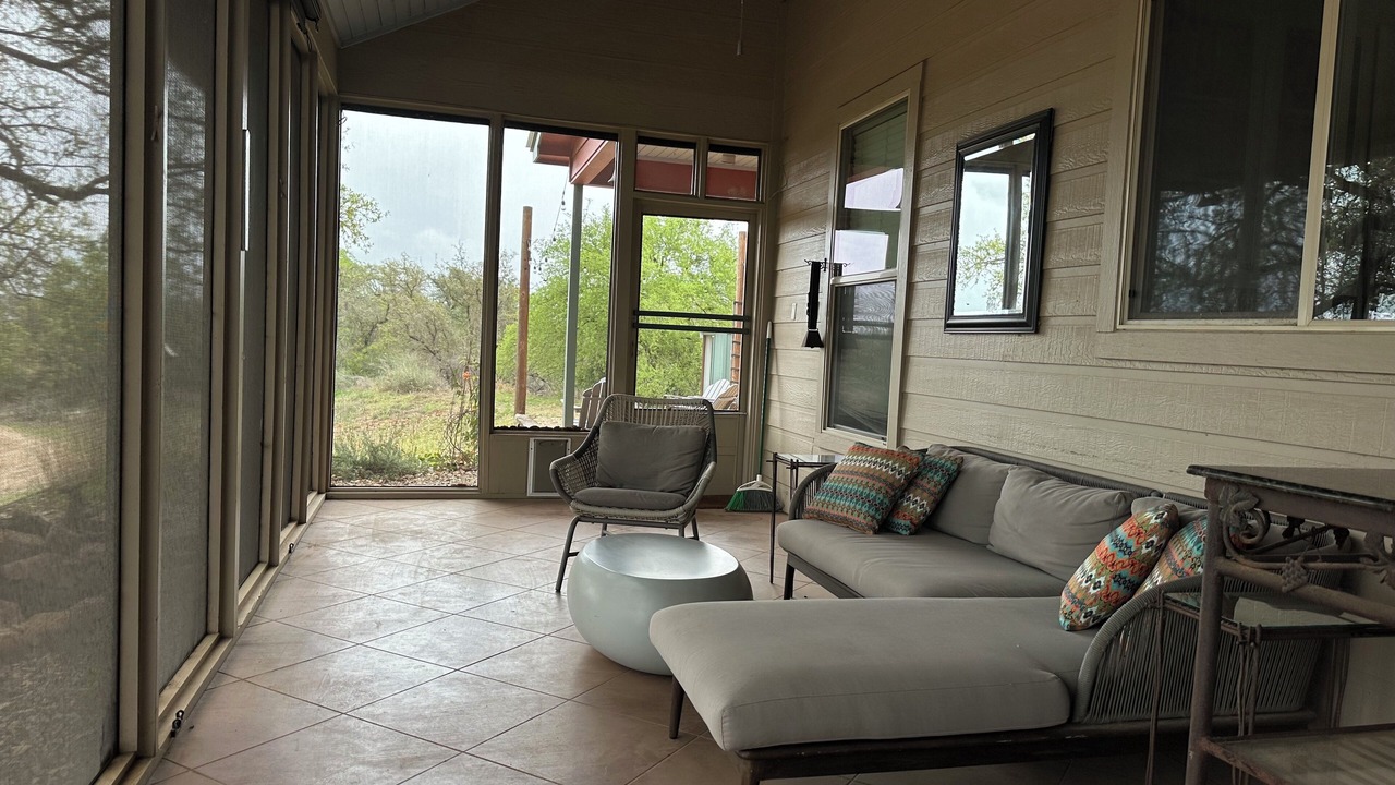 Photo of Livingroom in Llano