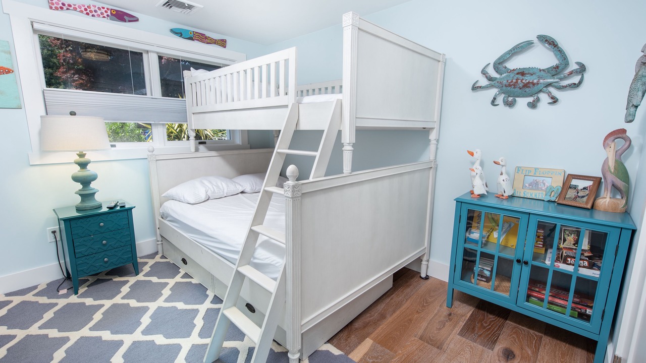 Photo of Bedroom in Clinton