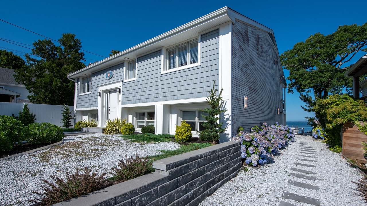 Photo of Outdoor in Clinton