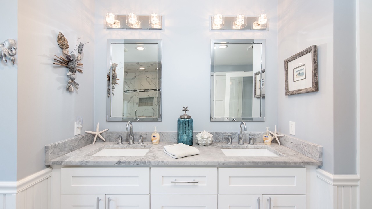 Photo of Bathroom in Clinton