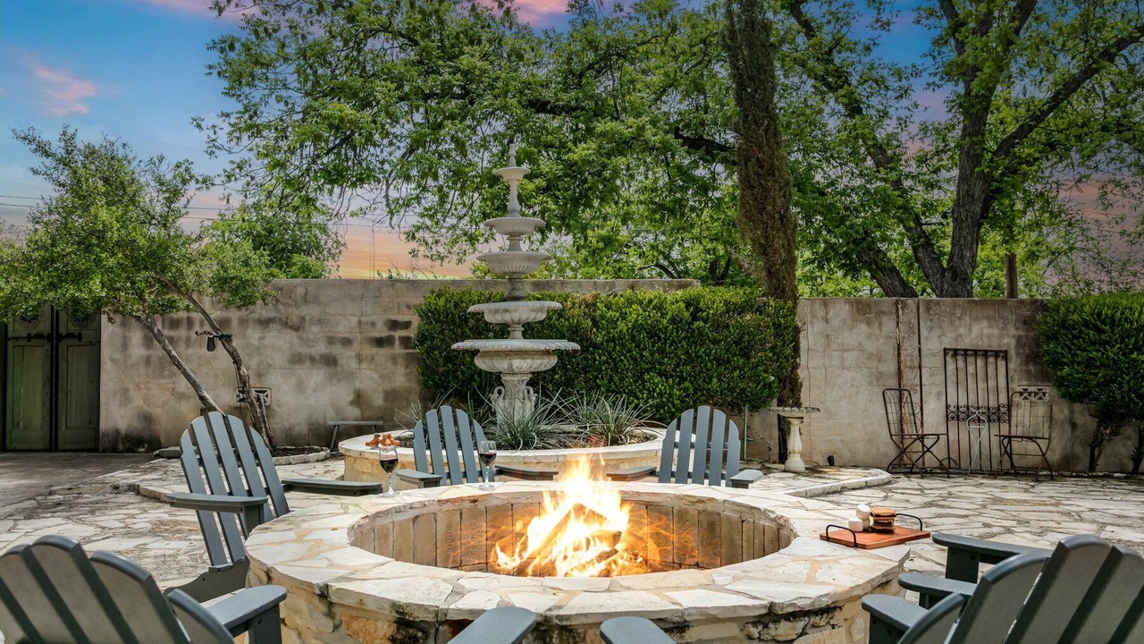 Photo of Patio Balcony in Fredericksburg