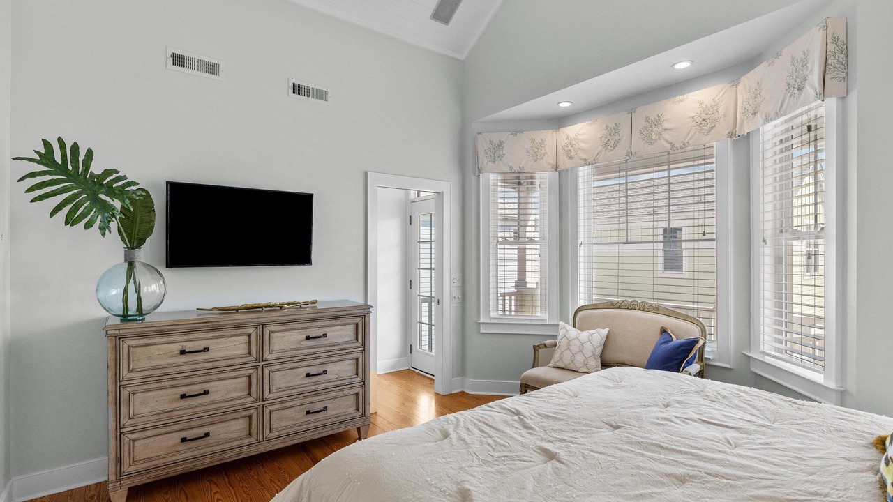 Photo of Bedroom in Atlantic Beach