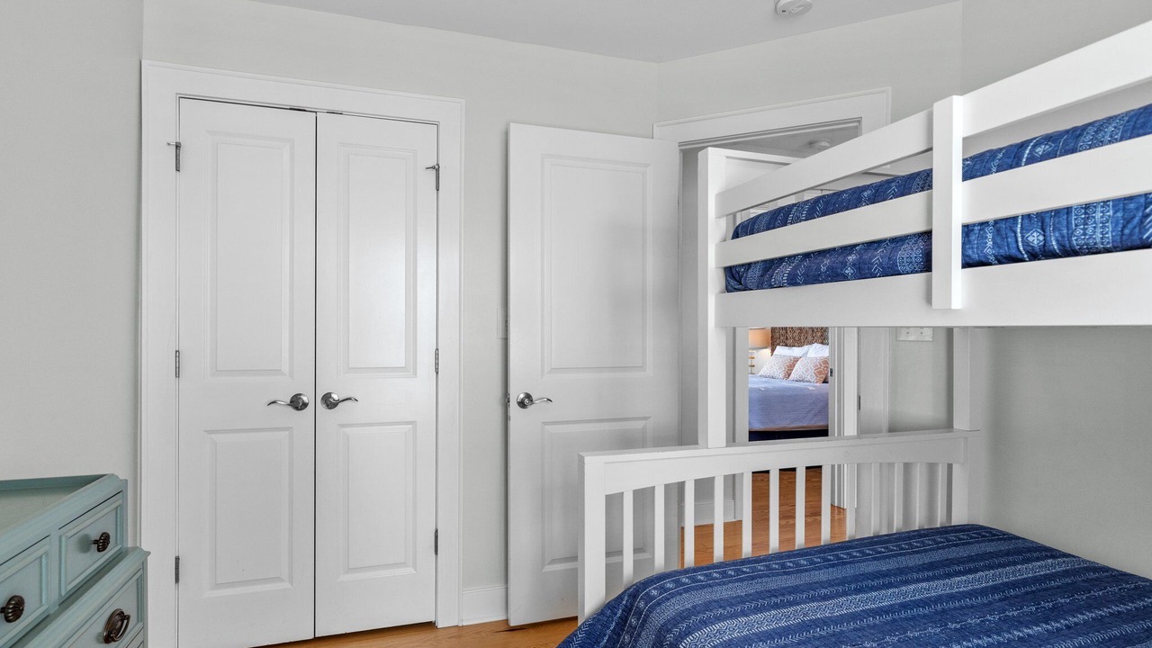 Photo of Bedroom in Atlantic Beach