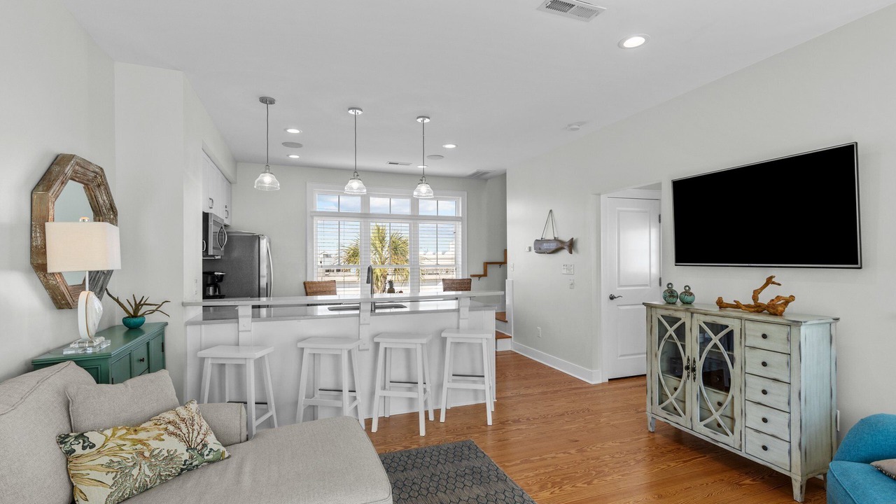 Photo of Livingroom in Atlantic Beach