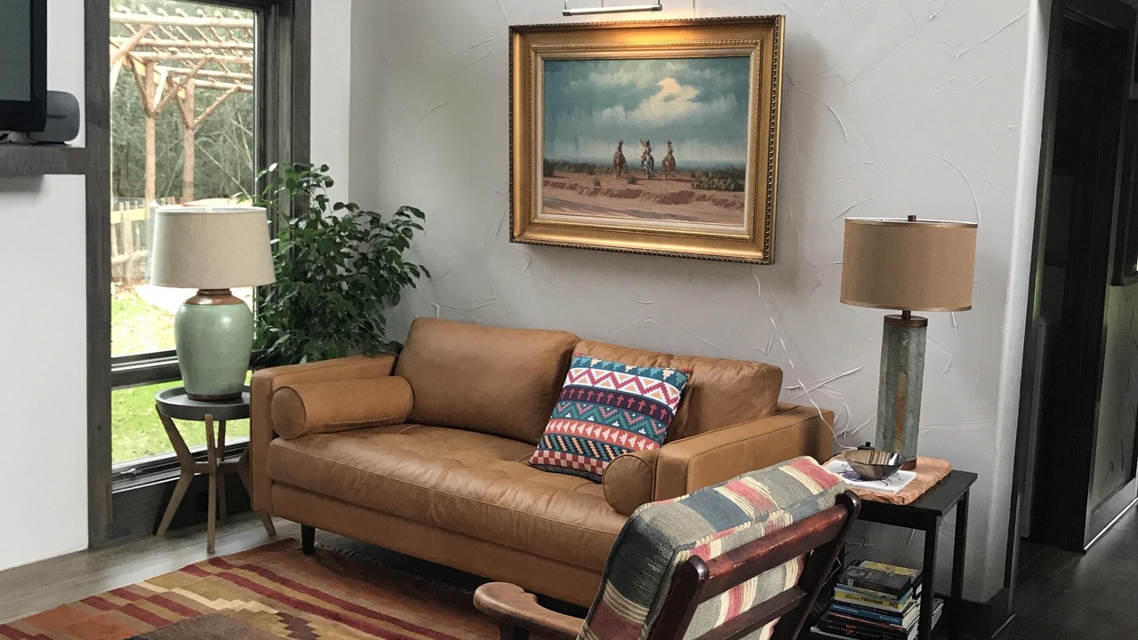 Photo of Livingroom in Nacogdoches