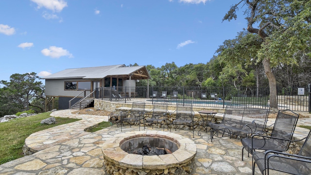 Photo of Patio Balcony in San Marcos