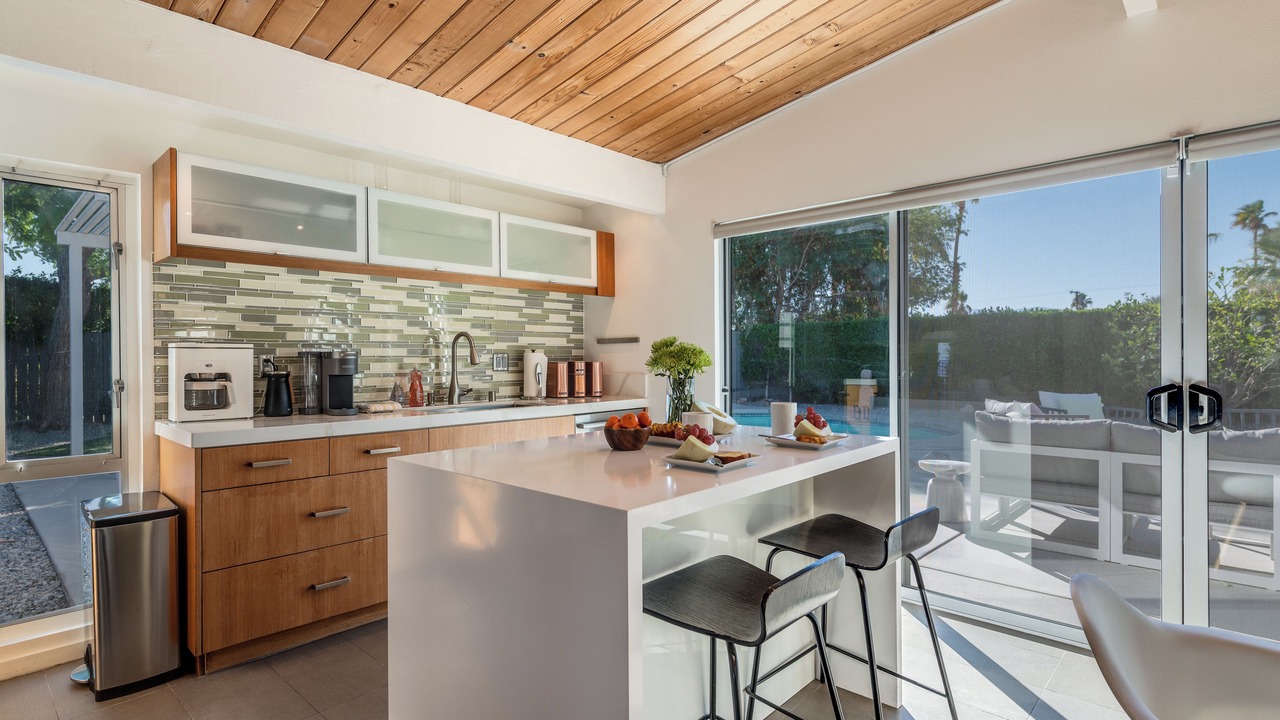 Photo of Kitchen in Racquet Club Estates