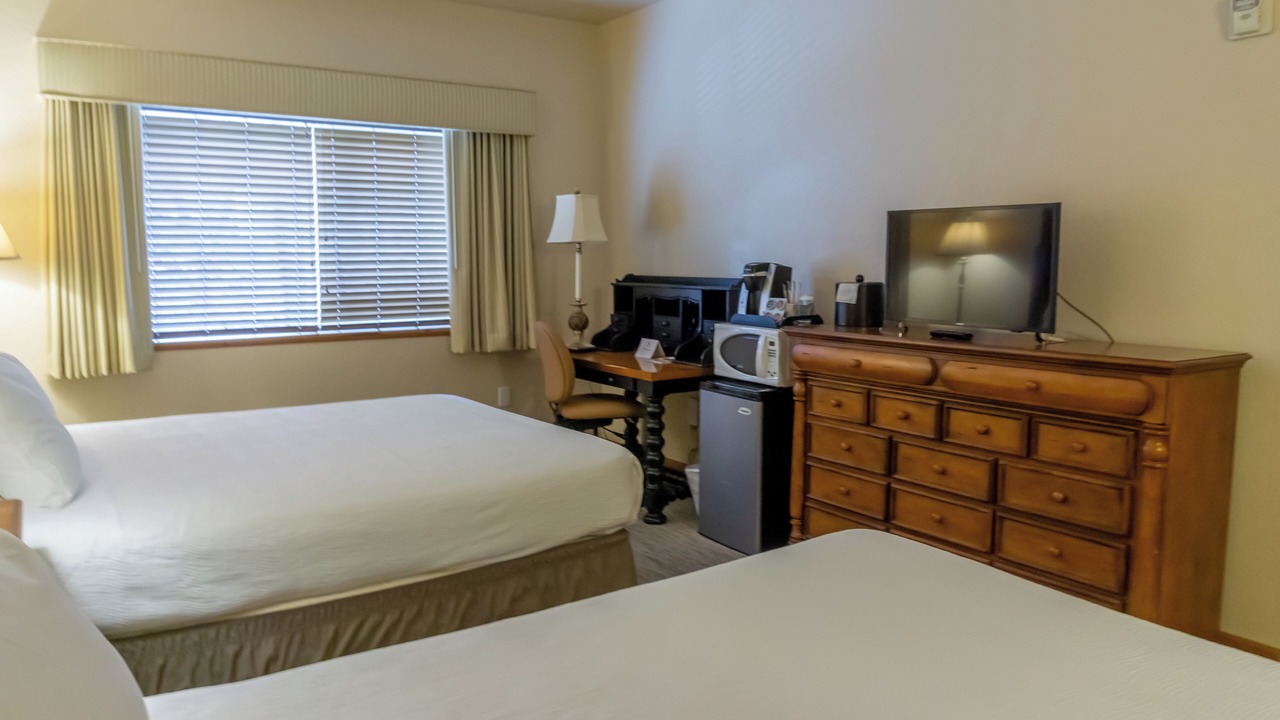 Photo of Bedroom in Midway