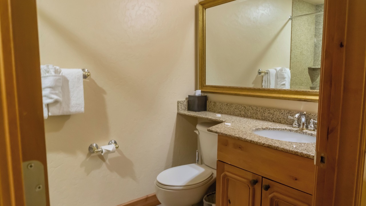 Photo of Bathroom in Midway
