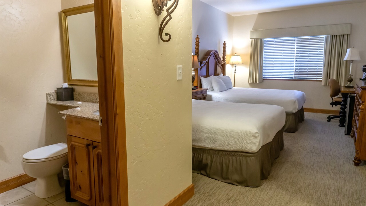 Photo of Bedroom in Midway