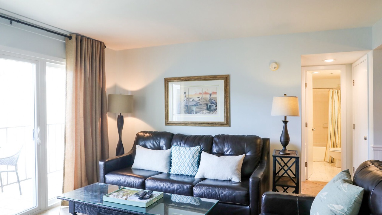 Photo of Livingroom in Saint Simons Island