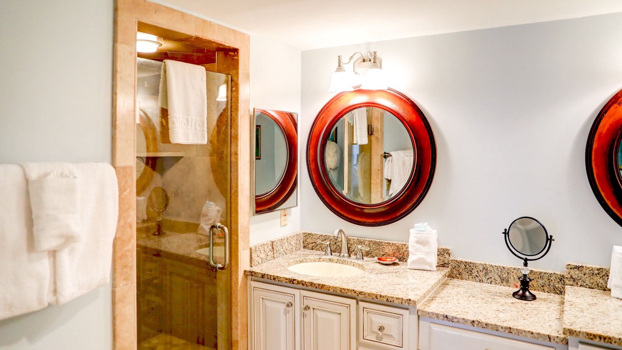 Photo of Bathroom in Saint Simons Island