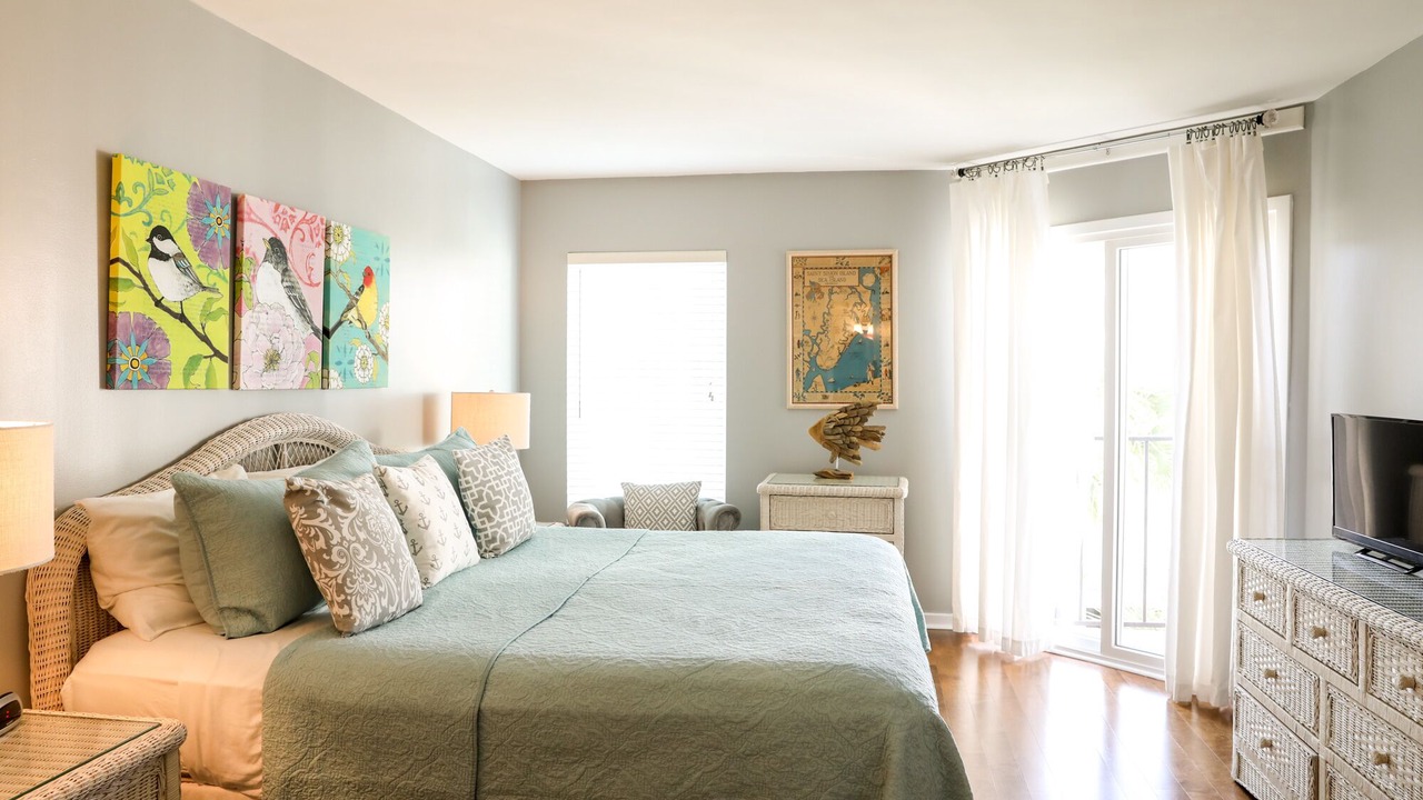 Photo of Bedroom in Saint Simons Island