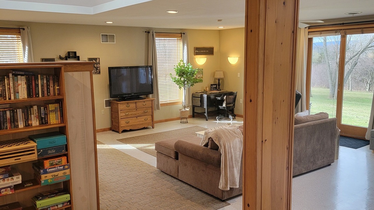 Photo of Livingroom in Lewisburg