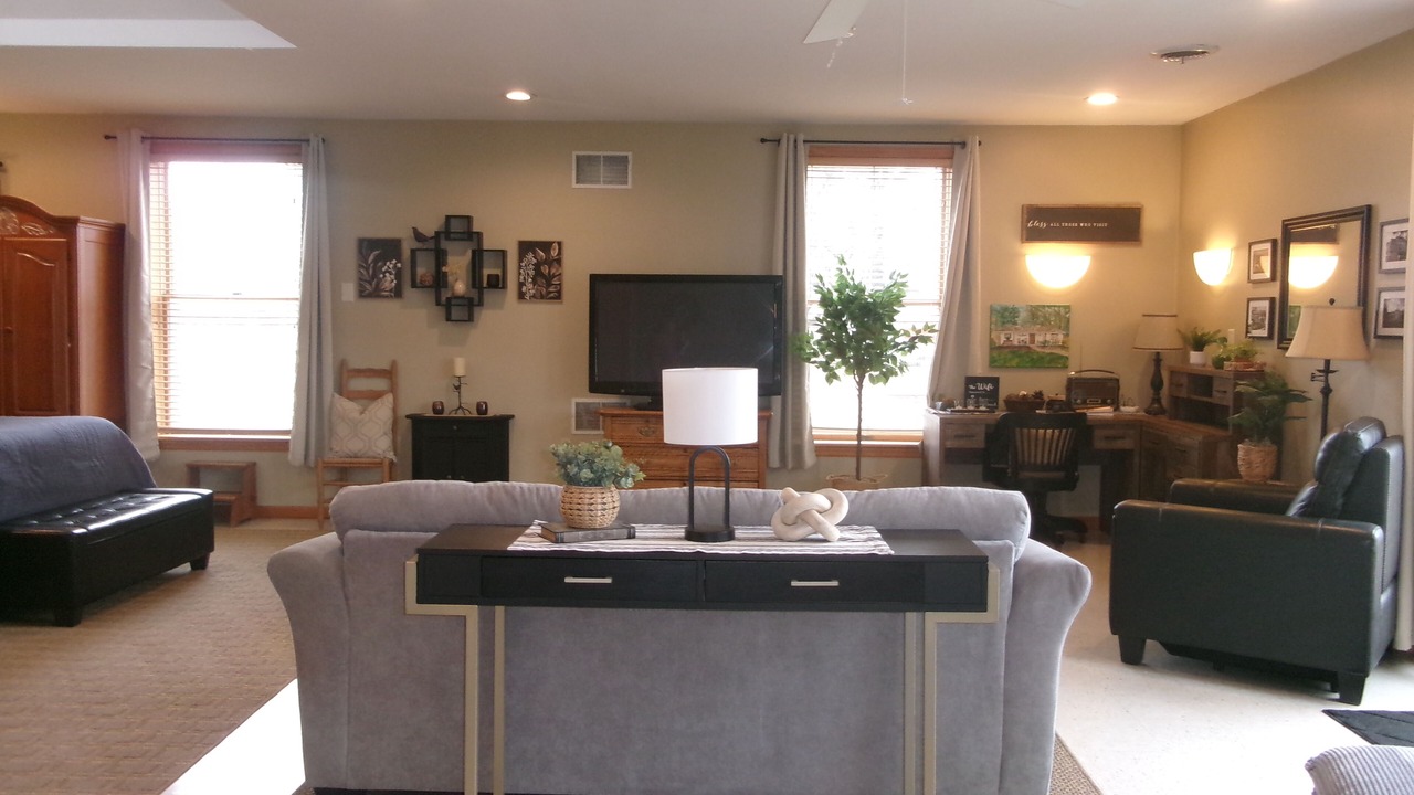 Photo of Livingroom in Lewisburg