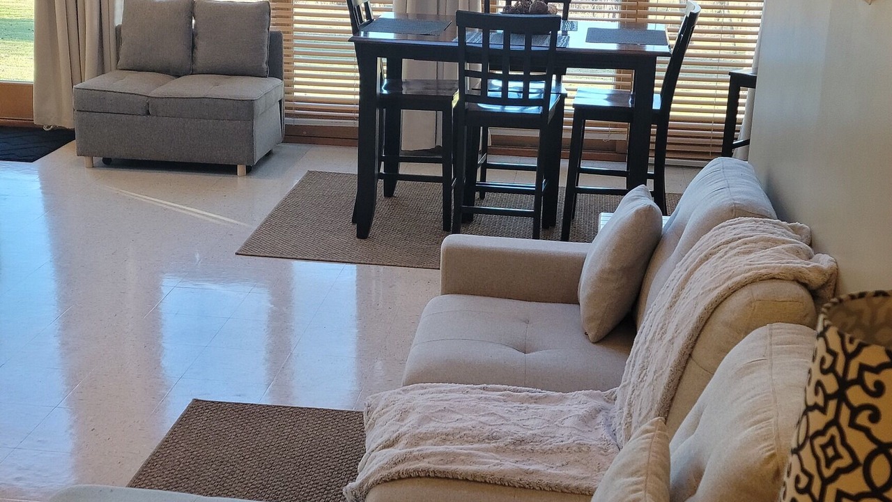 Photo of Livingroom in Lewisburg