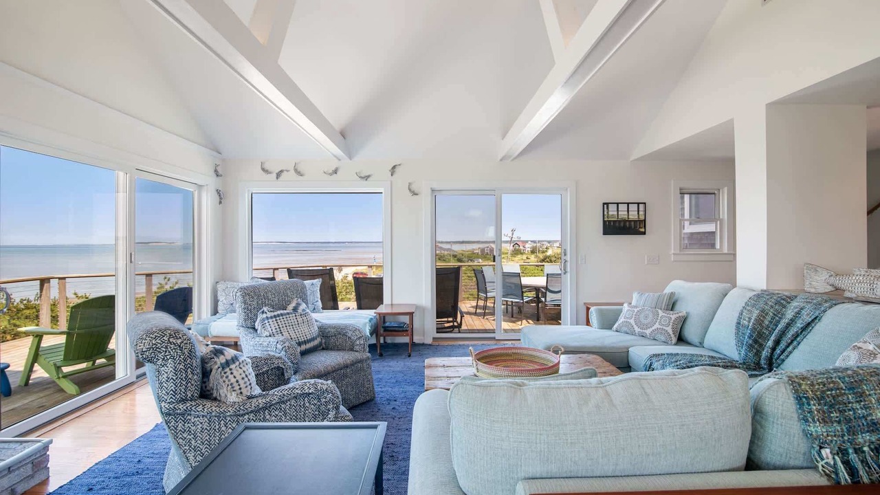 Photo of Livingroom in North Eastham