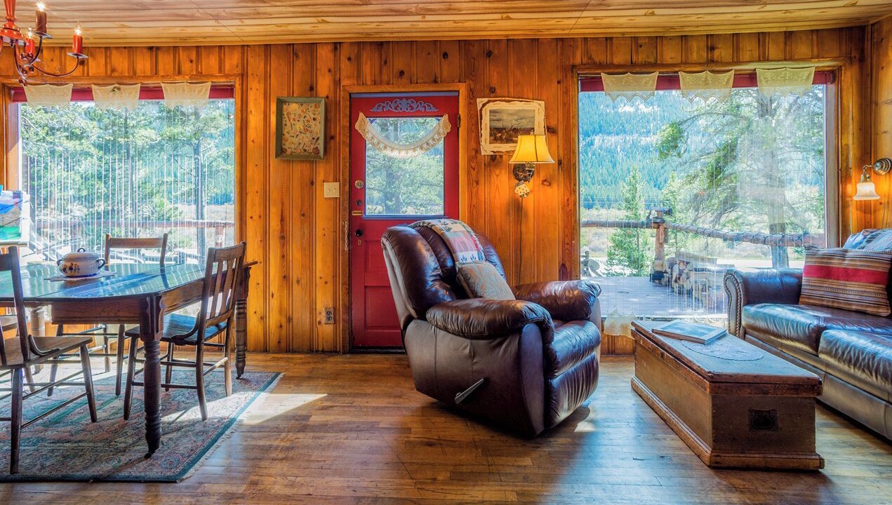 Photo of Livingroom in Leadville