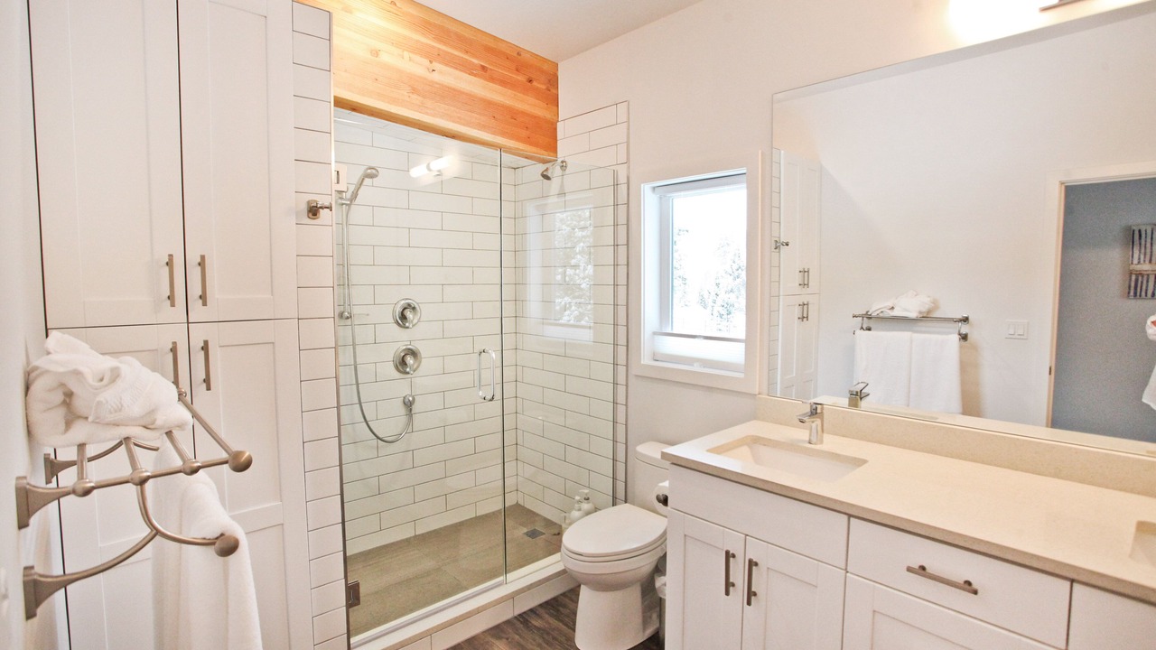 Photo of Bathroom in Leavenworth