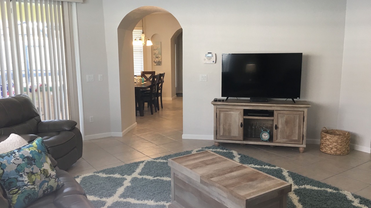 Photo of Livingroom in Trafalgar Village