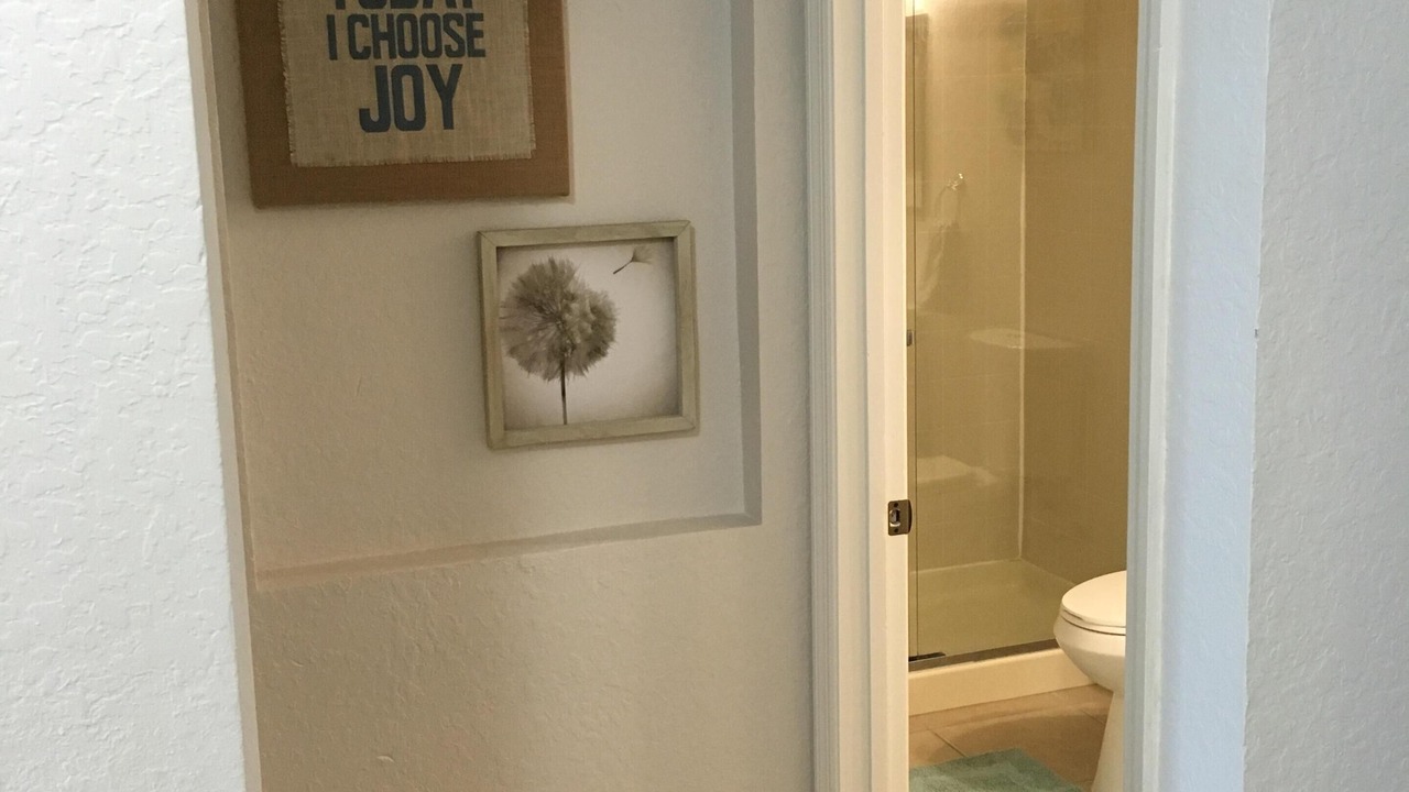Photo of Bathroom in Trafalgar Village