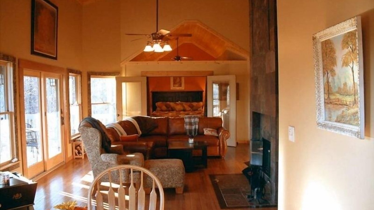 Photo of Bedroom in Ellijay