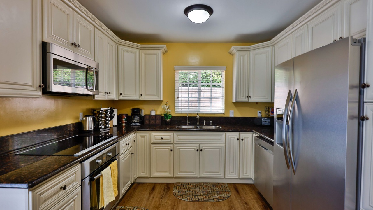 Photo of Kitchen in Del Rey