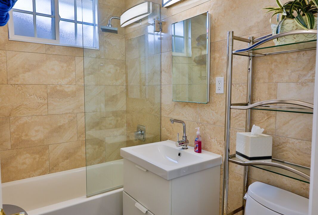 Photo of Bathroom in Del Rey