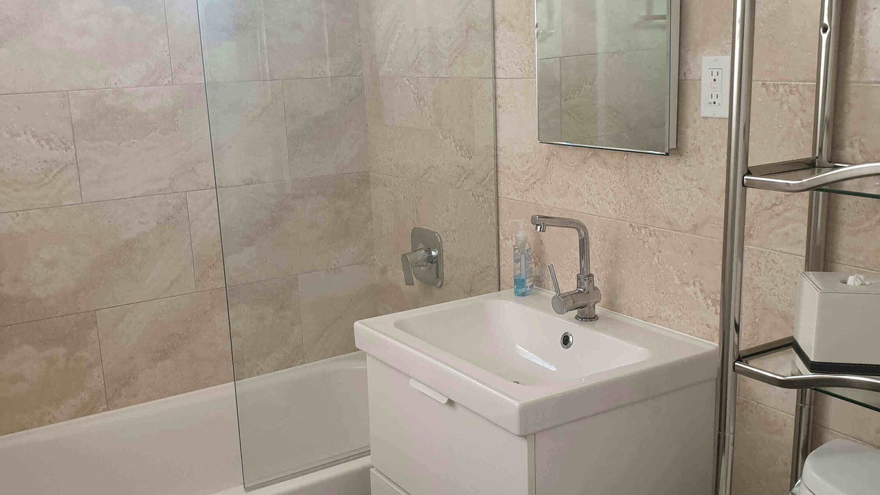 Photo of Bathroom in Del Rey