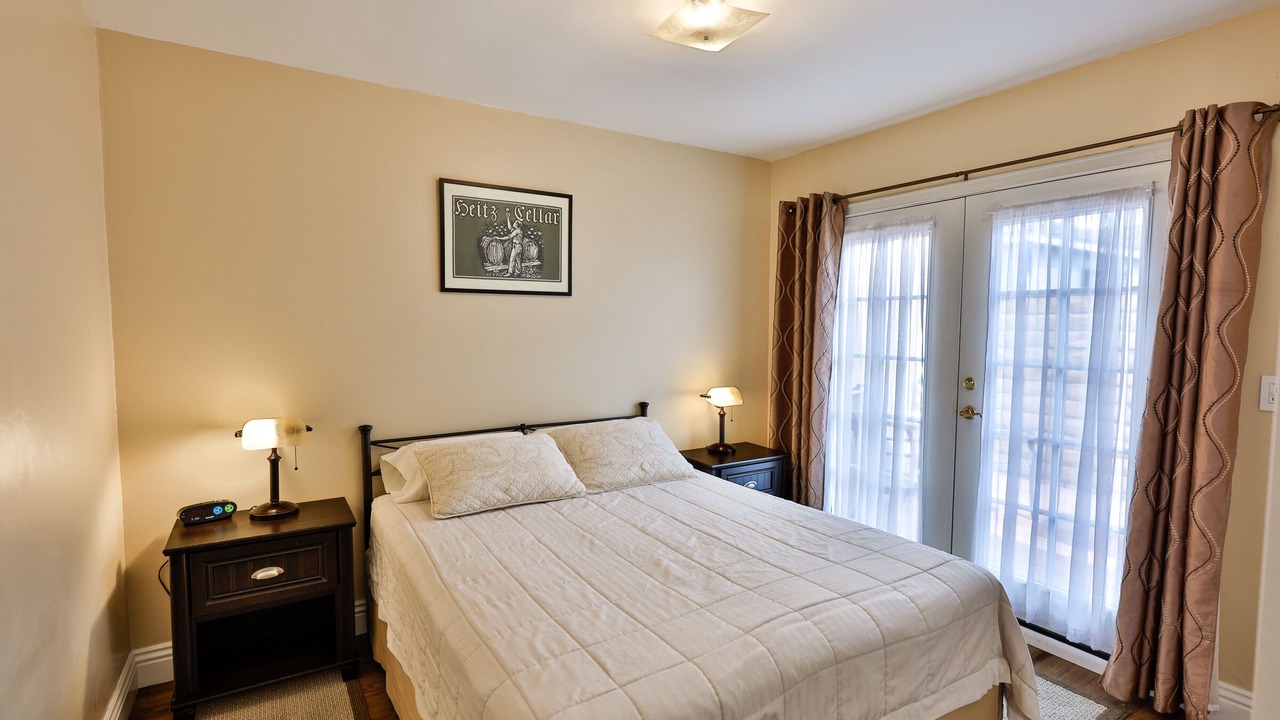 Photo of Bedroom in Del Rey