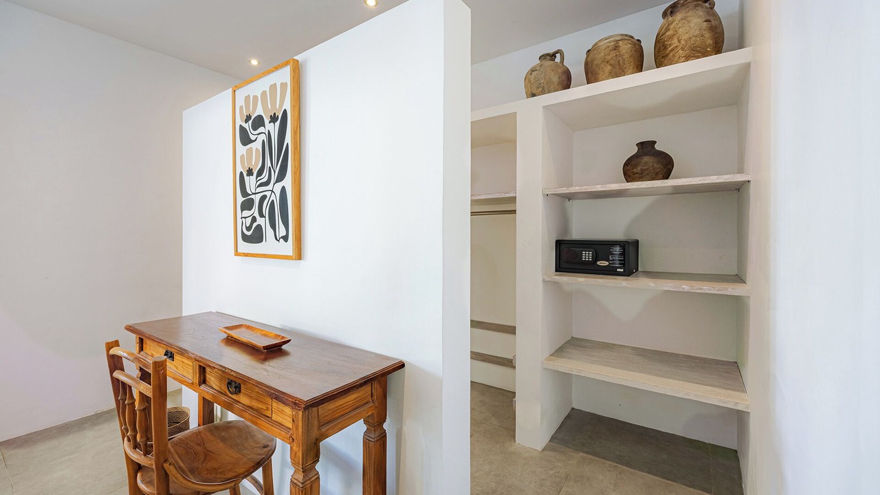 Photo of Others in Petitenget