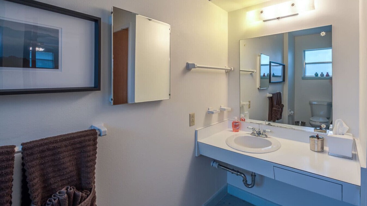 Photo of Bathroom in Southgate