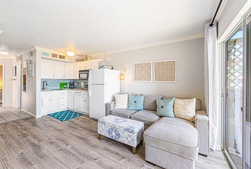 Photo of Livingroom in Galveston