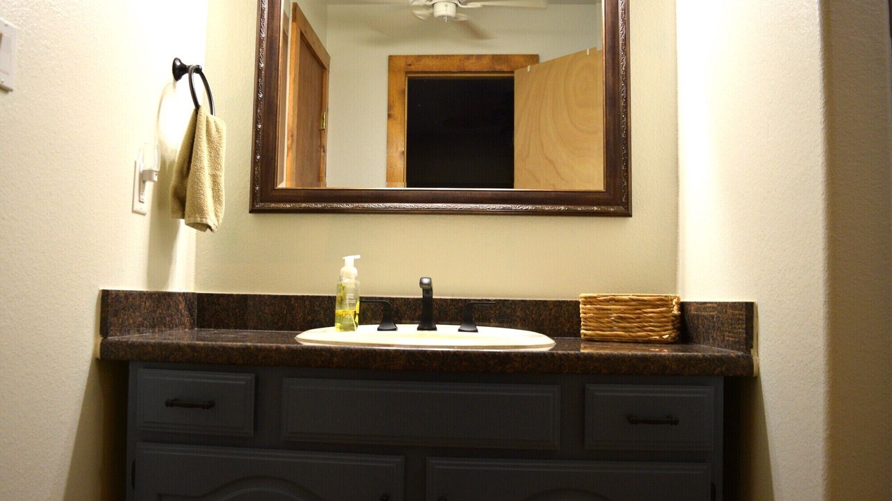 Photo of Bathroom in Tow