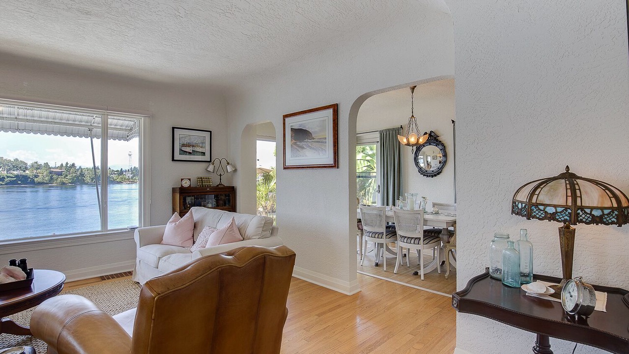 Photo of Livingroom in Bremerton