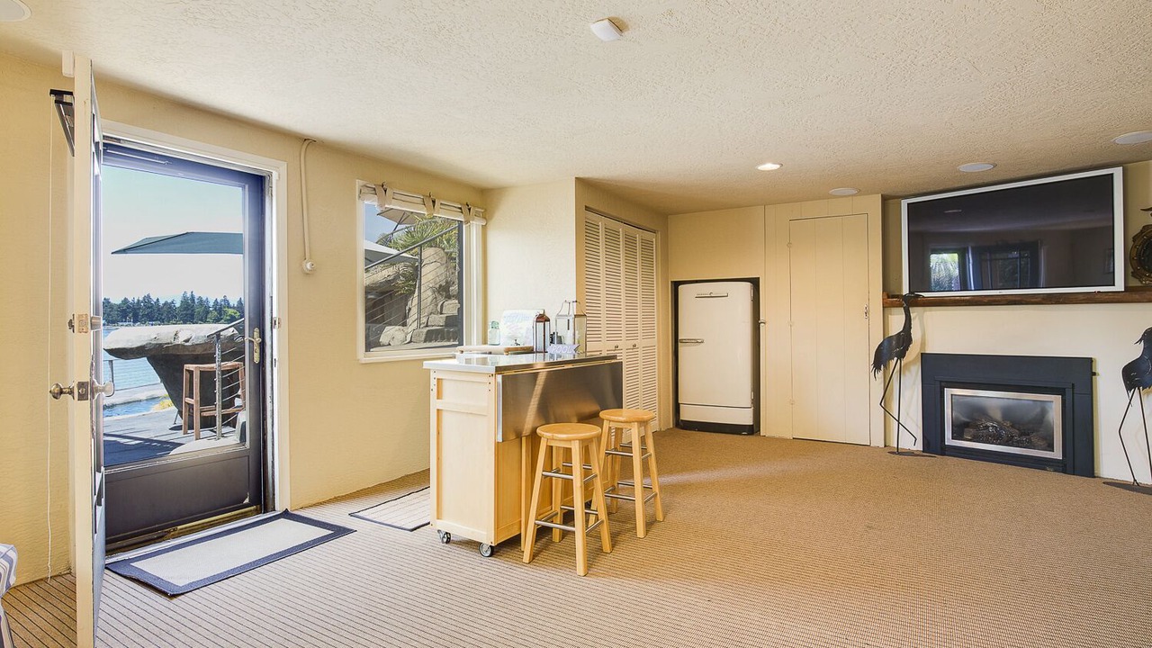 Photo of Others in Bremerton