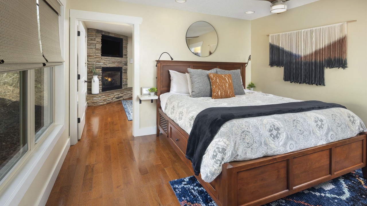 Photo of Bedroom in Skyland