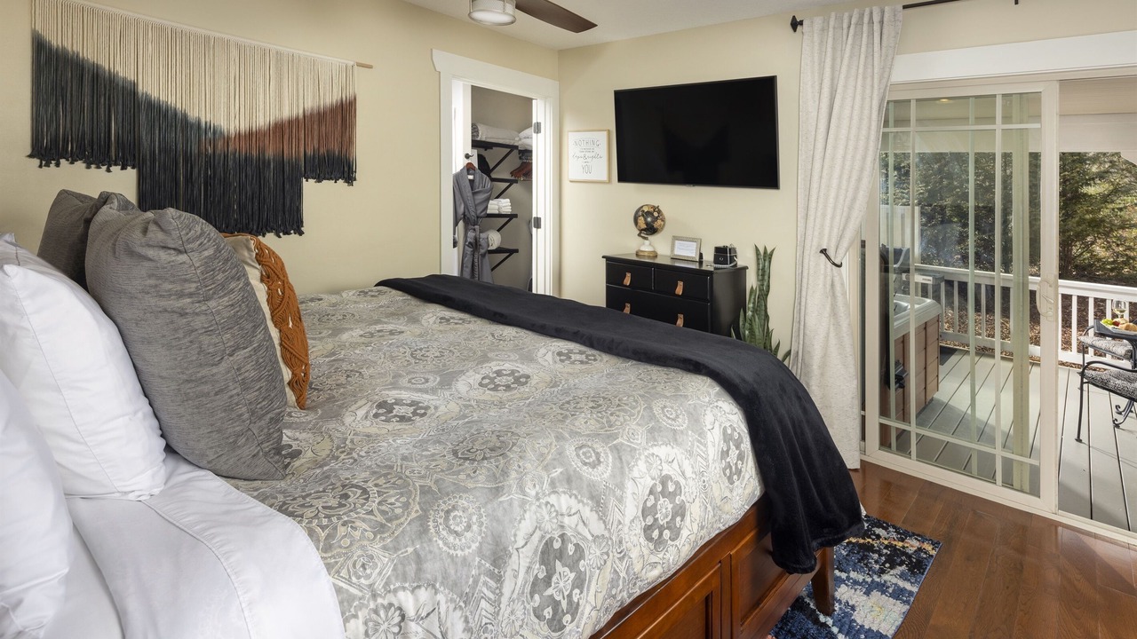 Photo of Bedroom in Skyland