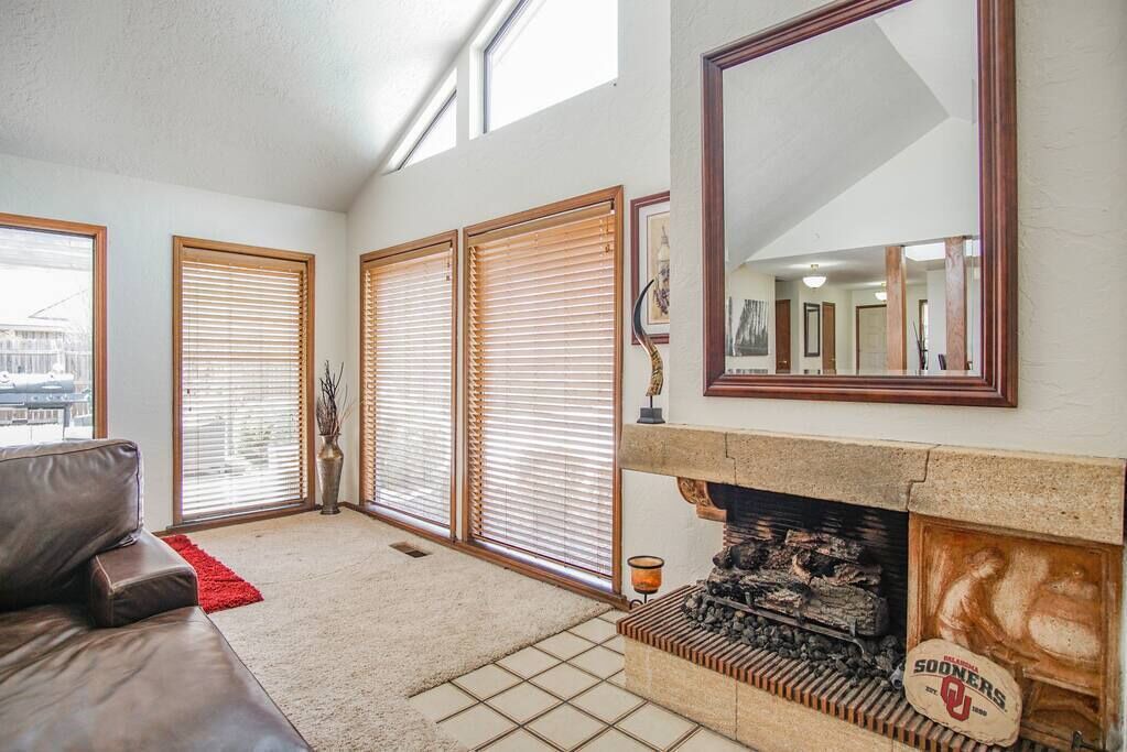 Photo of Livingroom in Norman