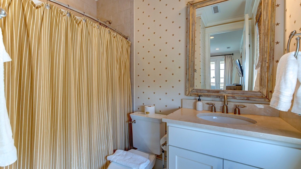 Photo of Bathroom in Isle of Palms