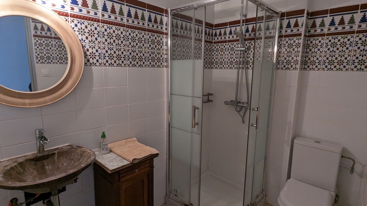 Photo of Bathroom in Laroque-des-Alberes