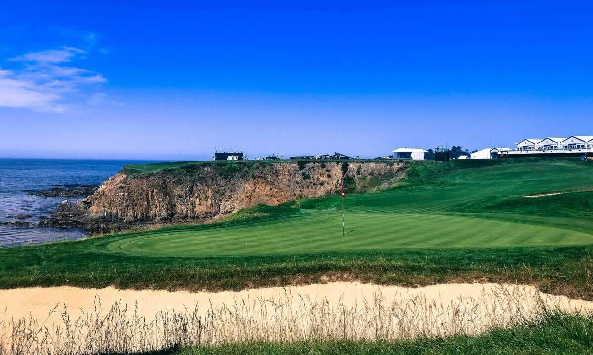 Photo of Others in Golden Rectangle