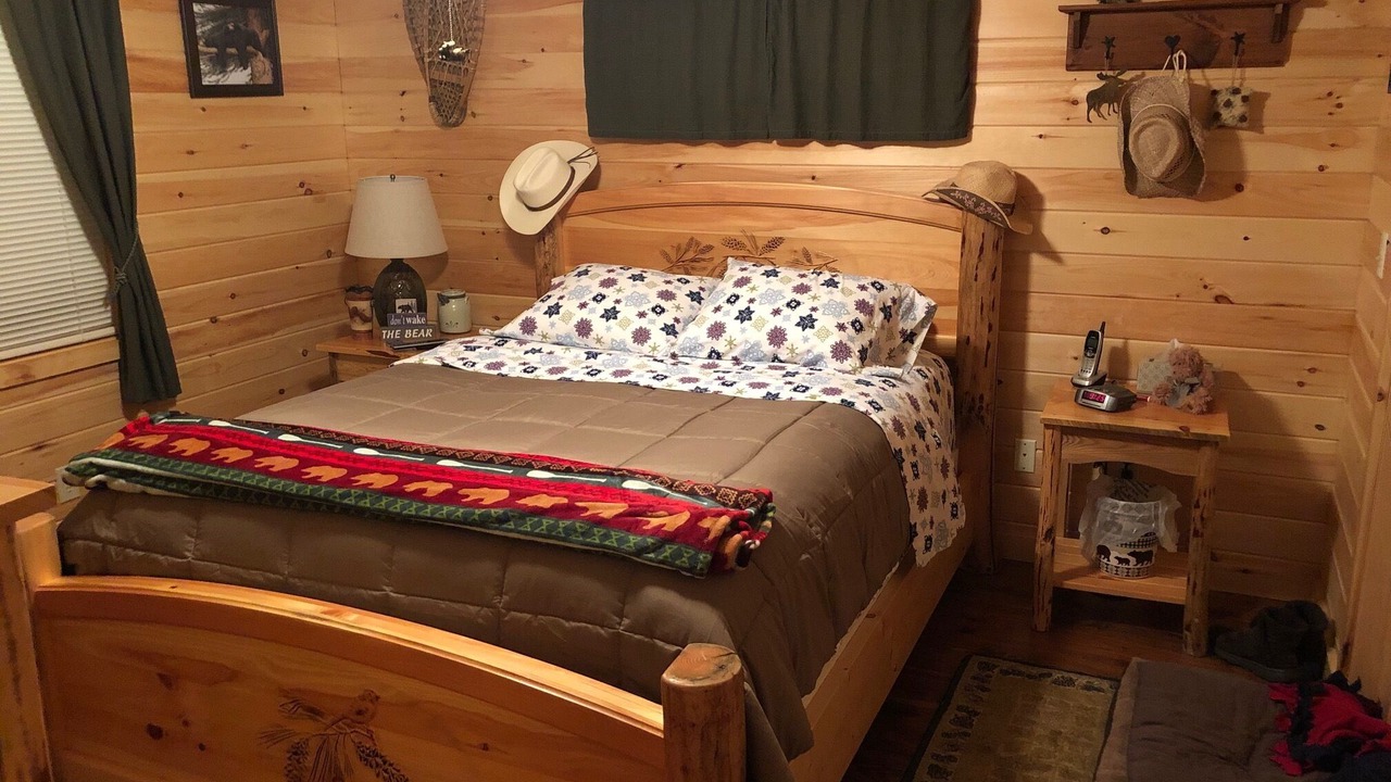 Photo of Bedroom in Athol