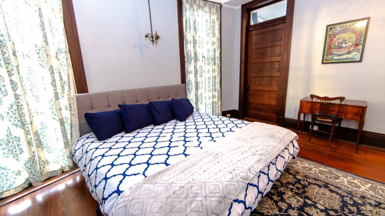 Photo of Bedroom in Seventh Ward