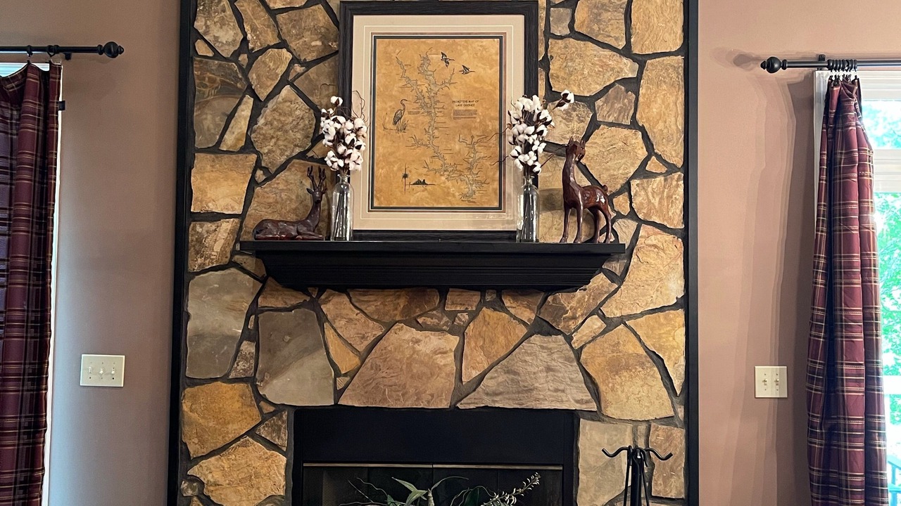Photo of Livingroom in Eatonton