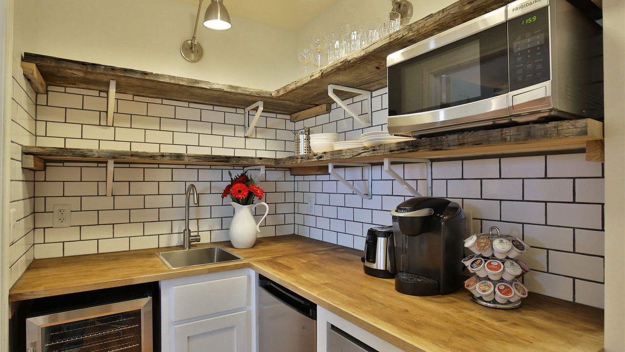 Photo of Kitchen in Sayles Blvd. Area