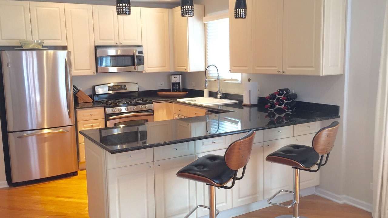 Photo of Kitchen in Lake View East