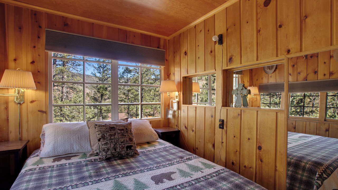 Photo of Bedroom in Woodland Park