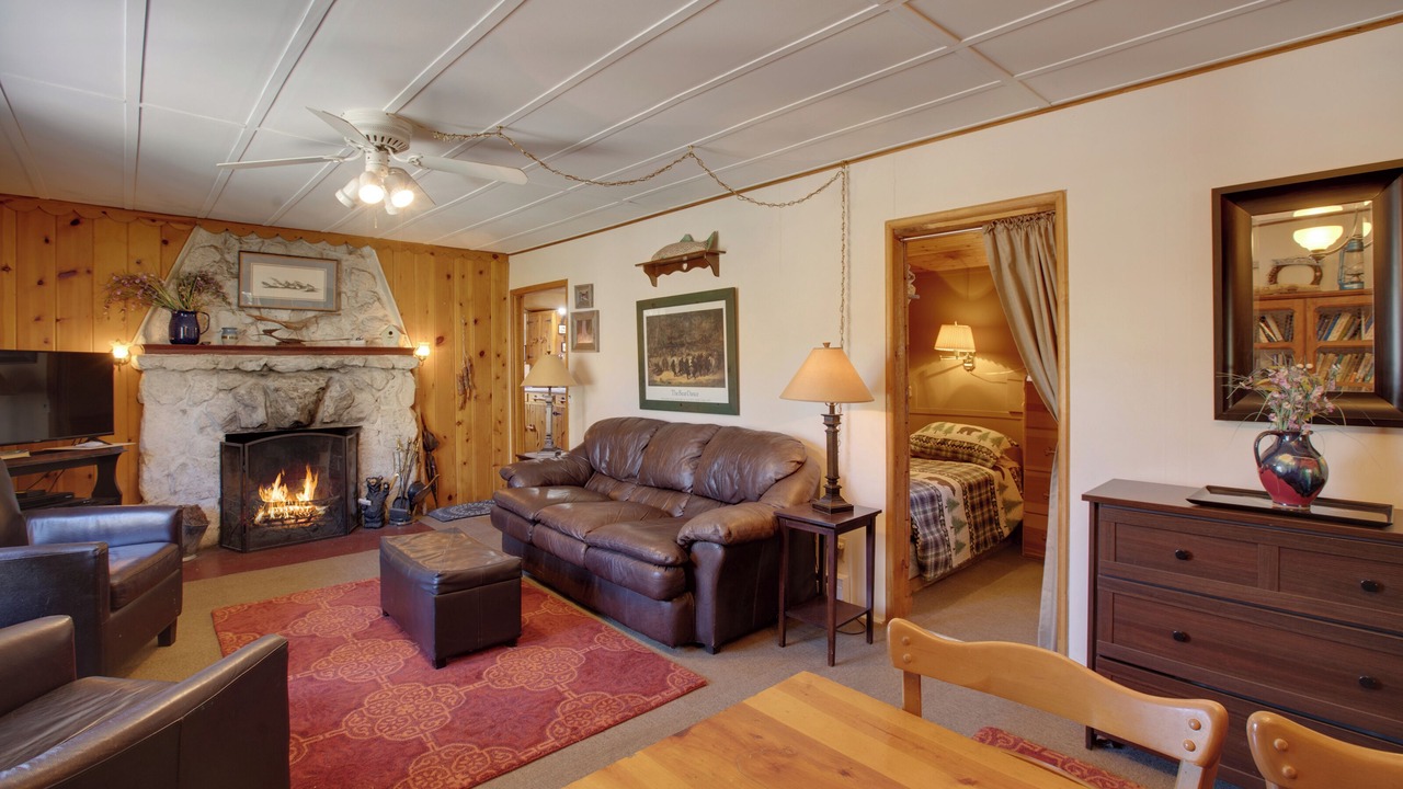 Photo of Livingroom in Woodland Park