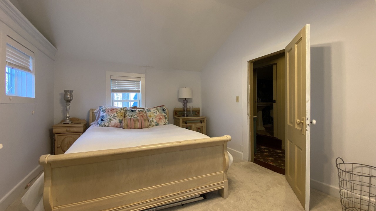 Photo of Others in Warren